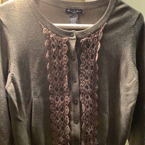 Brand new, Cardigan in olive color with olive embroidery.size : - Picture 2 of 15